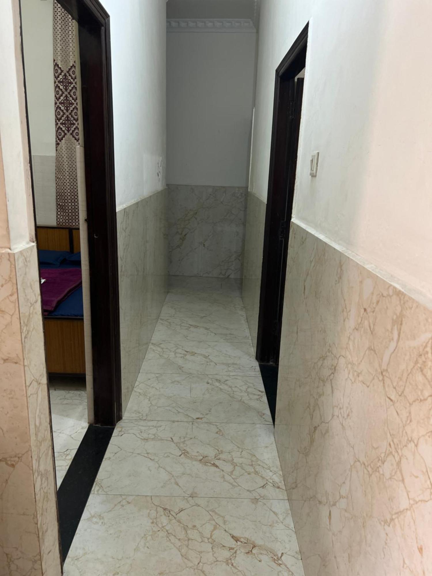 Raja Guest House -- Jalandhar Railway Station -- For Family, Couples, Travellers Esterno foto